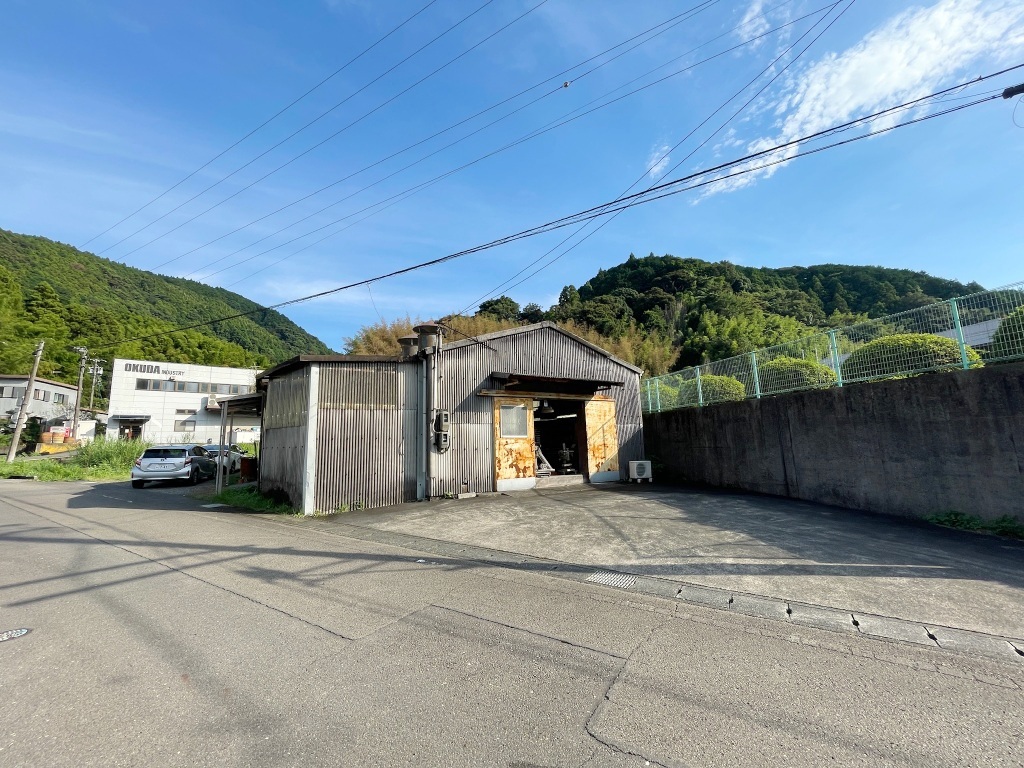 【新着】岡部町岡部　倉庫あり物件〈中古住宅〉を売り出しました☆