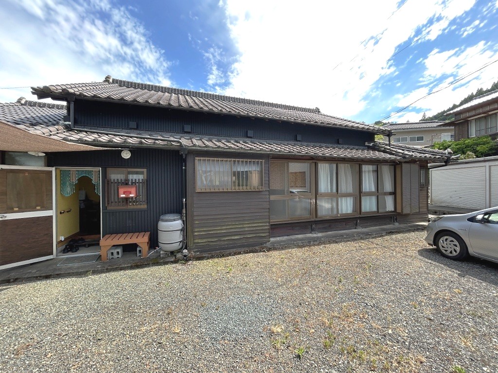 【新着】藤枝市瀬戸ノ谷〈中古住宅〉を売り出しました☆